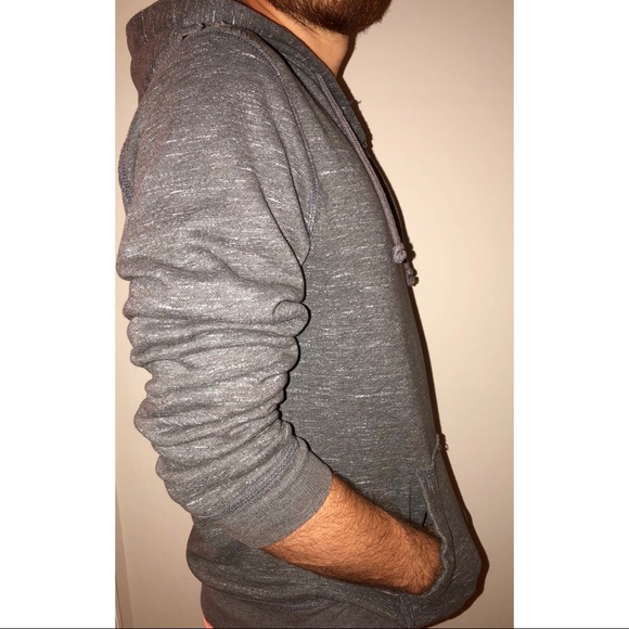 Hollister hoodie - Picture 2 of 3